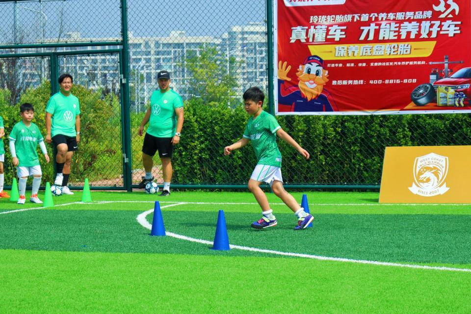 足球公益项目惠及边远地区，培养乡村青少年的足球梦想的简单介绍