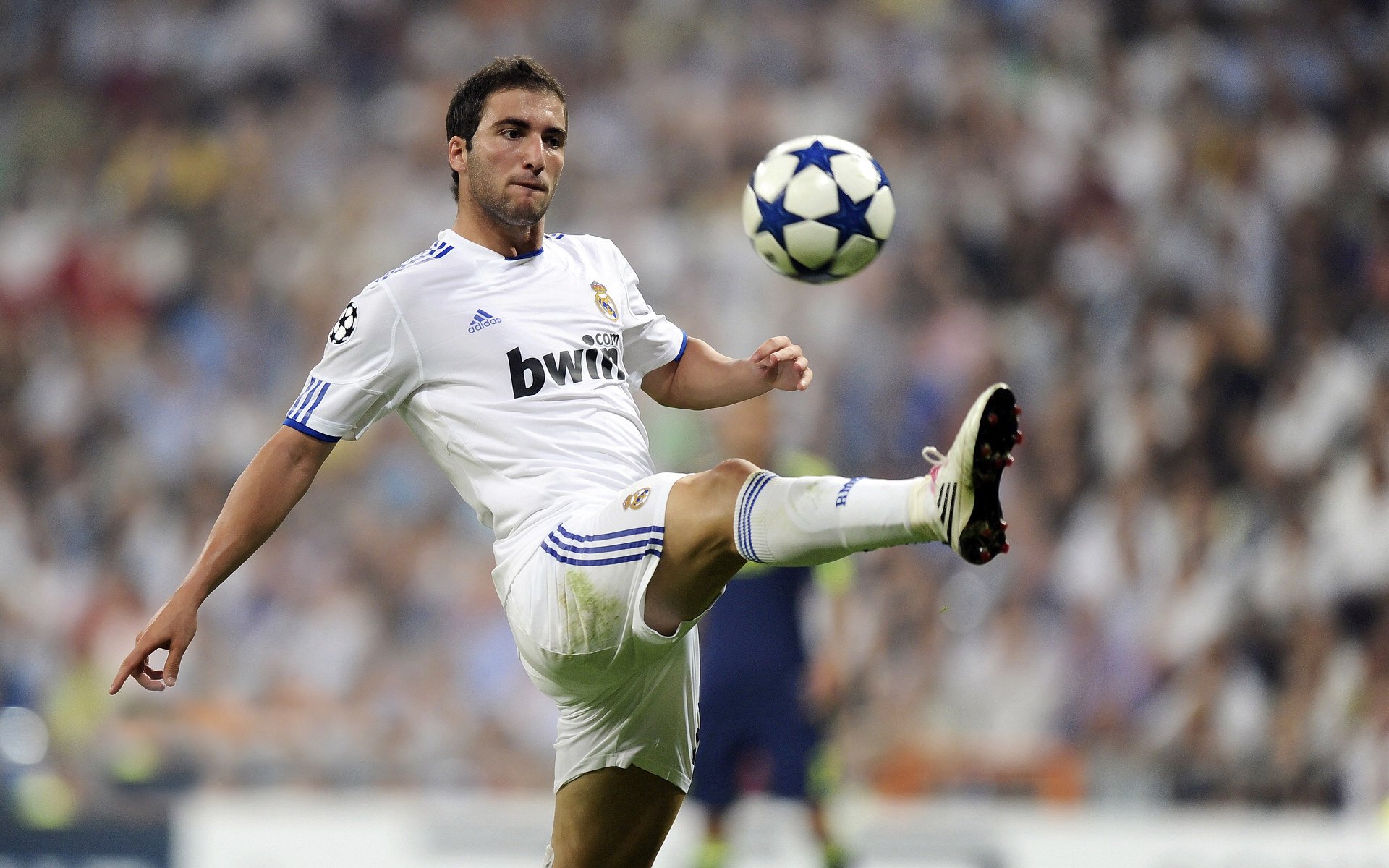 KAIYUN 中国大陆-骑士前锋表示目标是帮助球队稳定输出，骑士队小前锋