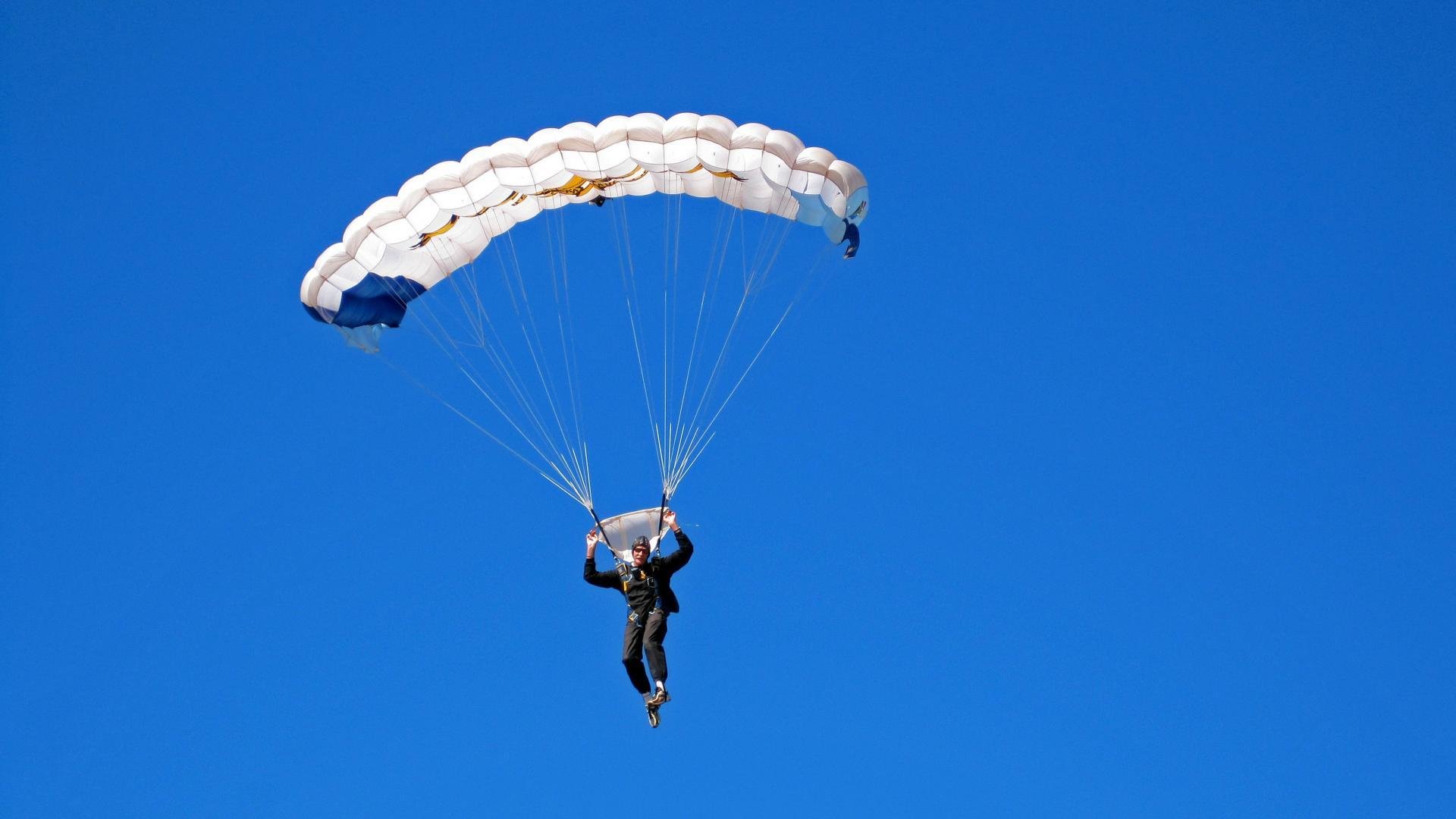 艾哈迈德·贾瓦迪：挑战极限毫不退缩，贾维德·艾哈迈德·卡伊姆